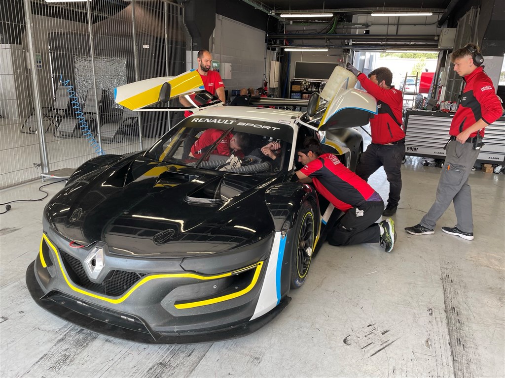 High Class Racing har base i Barcelona og stod for testen.